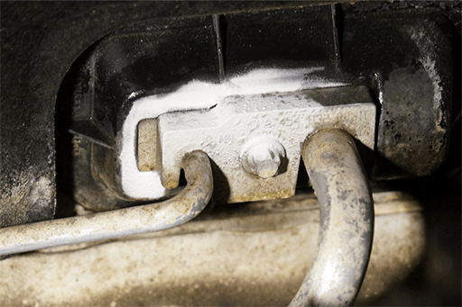 Expansion valves failure: frosty surface